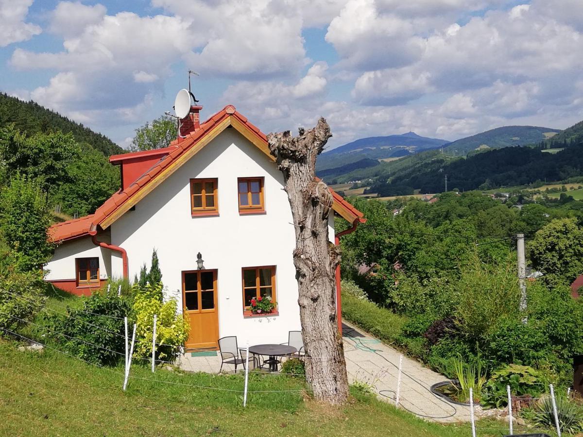Charming House With Beautiful Landscape Βίλα Frýdštejn Εξωτερικό φωτογραφία